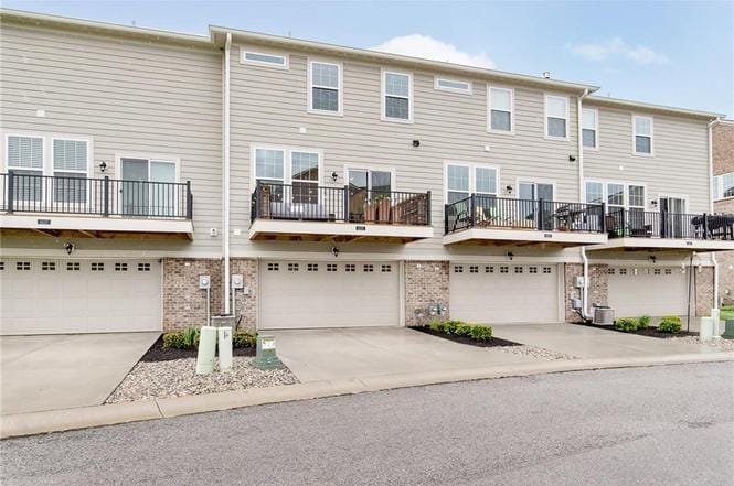 Building Photo - 14215 McNichols Way