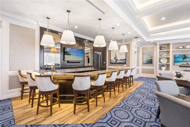 Building Photo - 7575 Pelican Bay Blvd