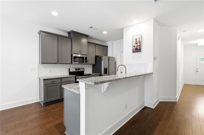 Building Photo - 6456 Scudders Dr