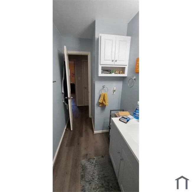 Building Photo - 3232 Berry St