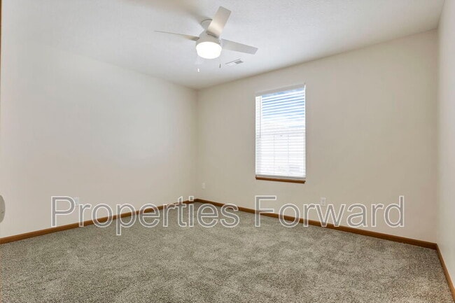 Building Photo - 3854 Elm St