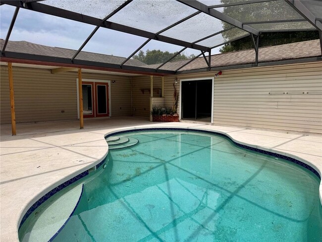 Building Photo - 4125 E Vista Ct