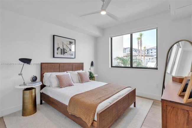 Building Photo - 1874 Heron Club Dr