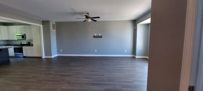 Building Photo - 1056 Rye Dr