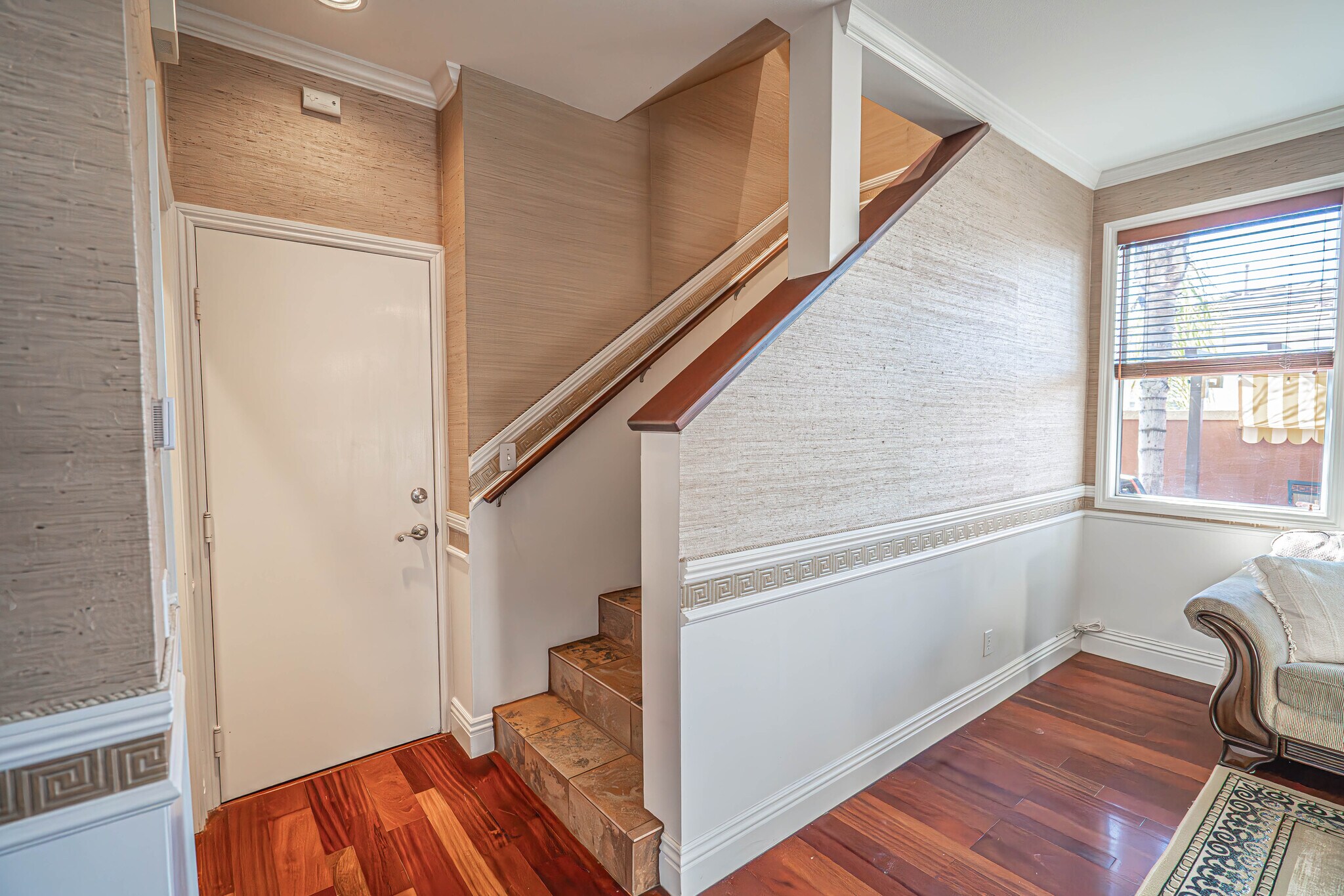 Building Photo - 27887 Skycrest Cir