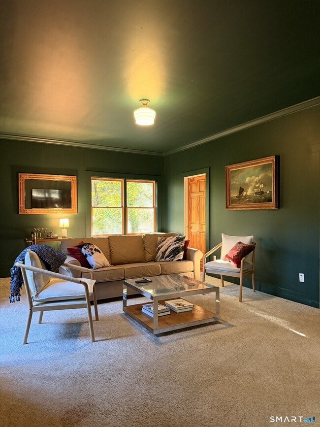 Building Photo - 68 Hopkins Rd