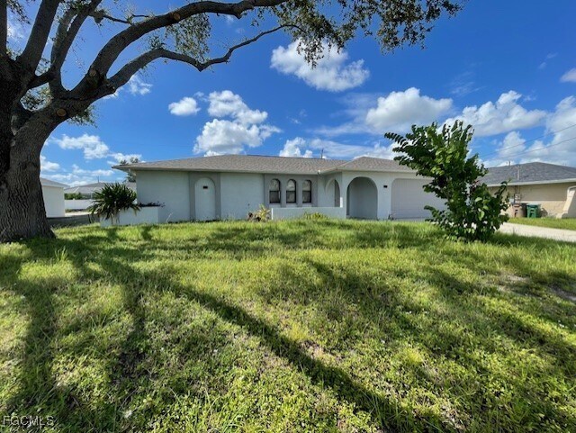 Building Photo - 2710 SW 4th Ave