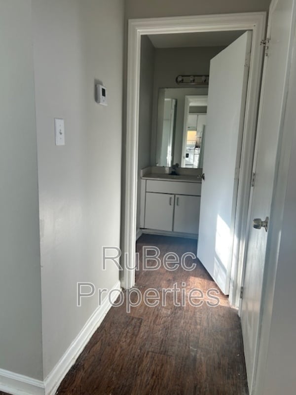 Building Photo - 8500 Quarry Rd