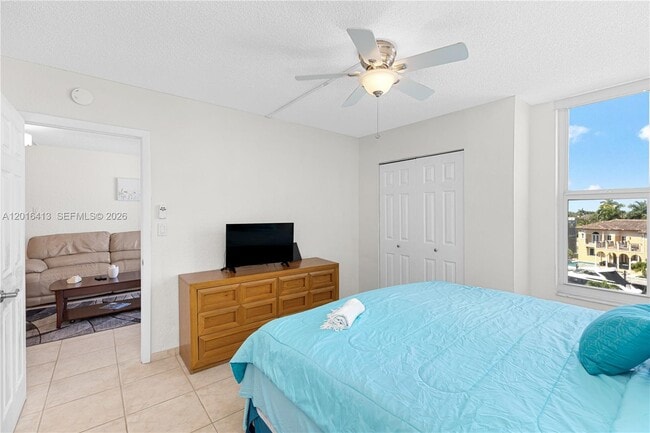 Building Photo - 1391 S Ocean Blvd