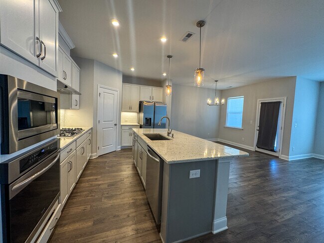 Building Photo - 2202 Rooster Spur Ct