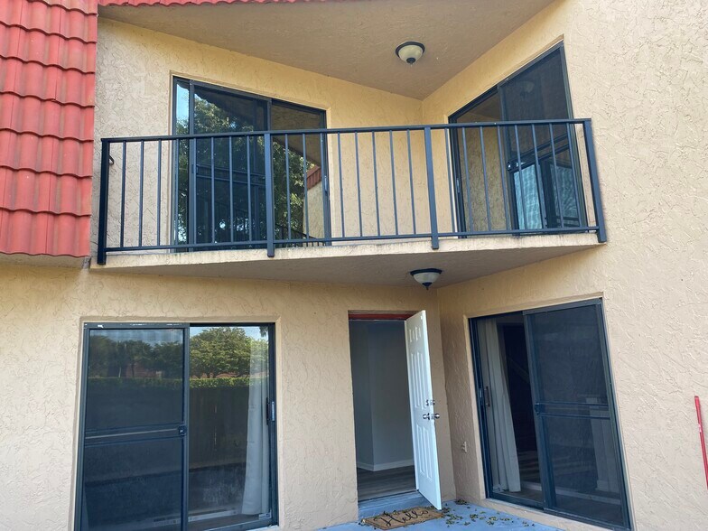 Building Photo - 8225 Severn Dr