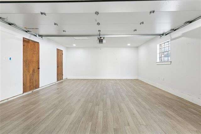 Building Photo - 33 Shenandoah St