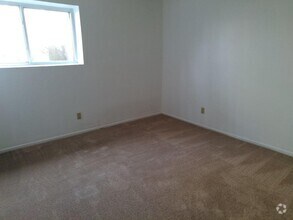 Building Photo - Expo 247 with 2 bed, 1 Bath, 800 SF with A...