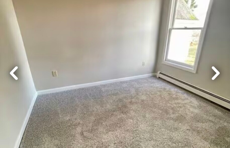 Building Photo - 73 Chambers Ave