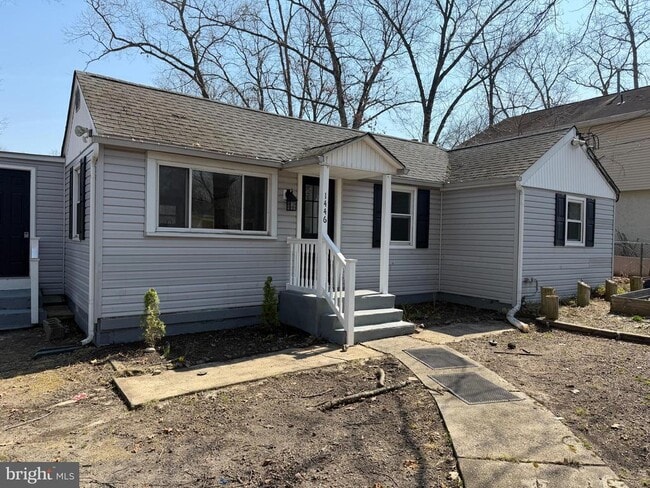 Building Photo - 1446 12th Ave