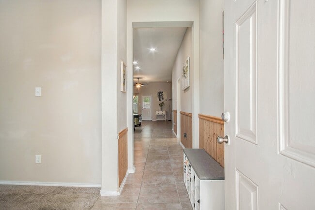 Building Photo - 7043 Birnam Garden Lane