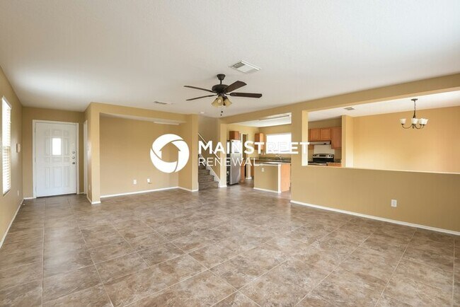 Building Photo - 3 Bedroom Pet-Friendly Home in San Antonio, TX with Main Street Renewal