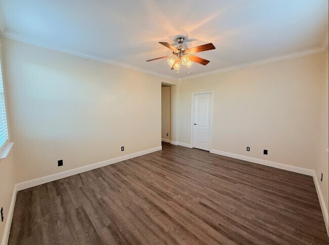 Building Photo - 110 Montage Dr