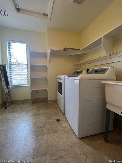 Building Photo - 42672 Lilley Pointe Dr