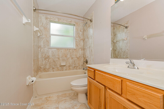 Building Photo - 387 Pentland Dr