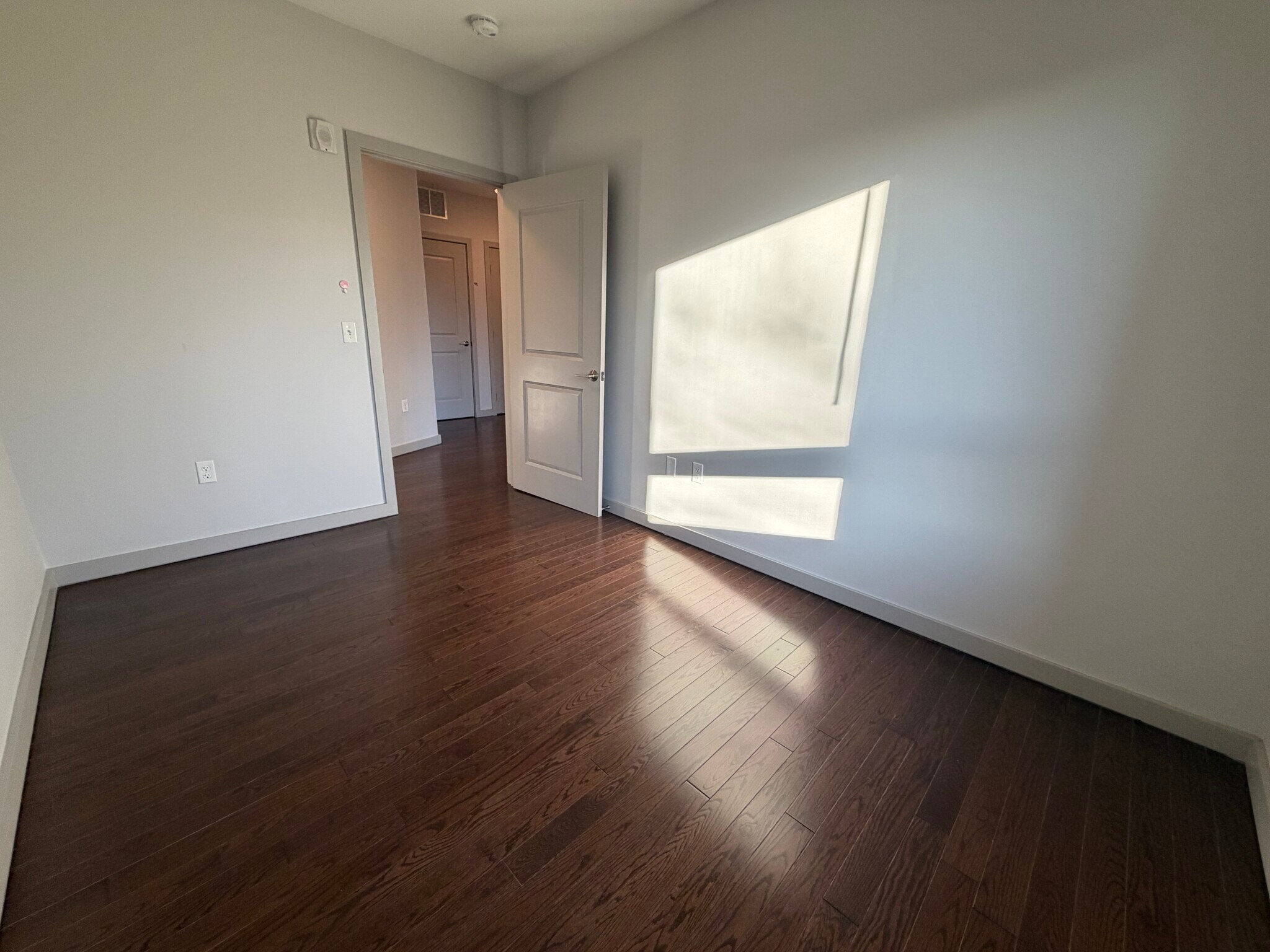 Building Photo - 40A Marion St