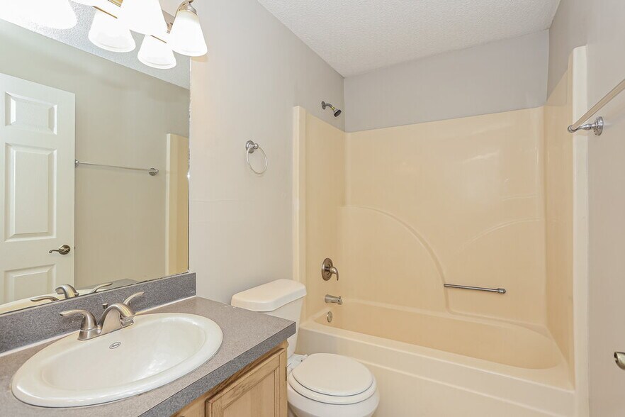 Building Photo - 11340 Trotting Horse Ln S