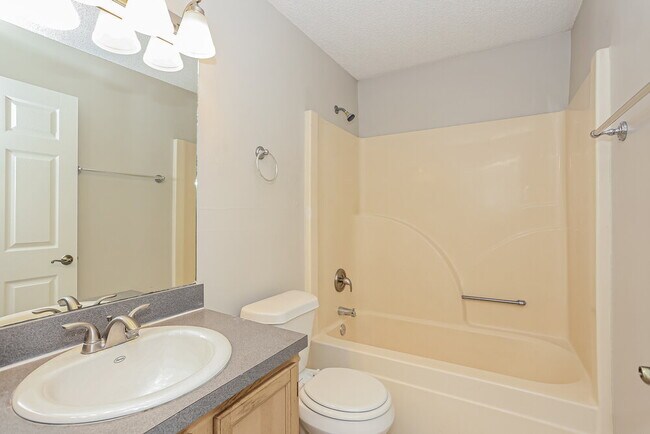 Building Photo - 11340 Trotting Horse Ln S