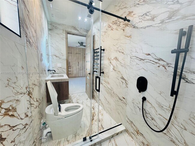 Building Photo - 19880 SW 134th Ave