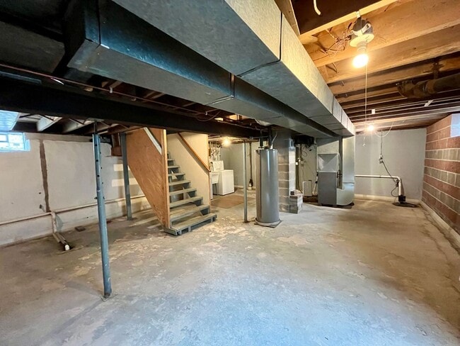 Building Photo - 2 bed 1 bath single family home in Wausau
