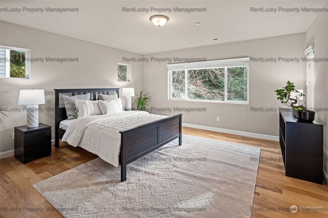 Building Photo - Stunning Like-New Home in Arbor Mist – Pri...