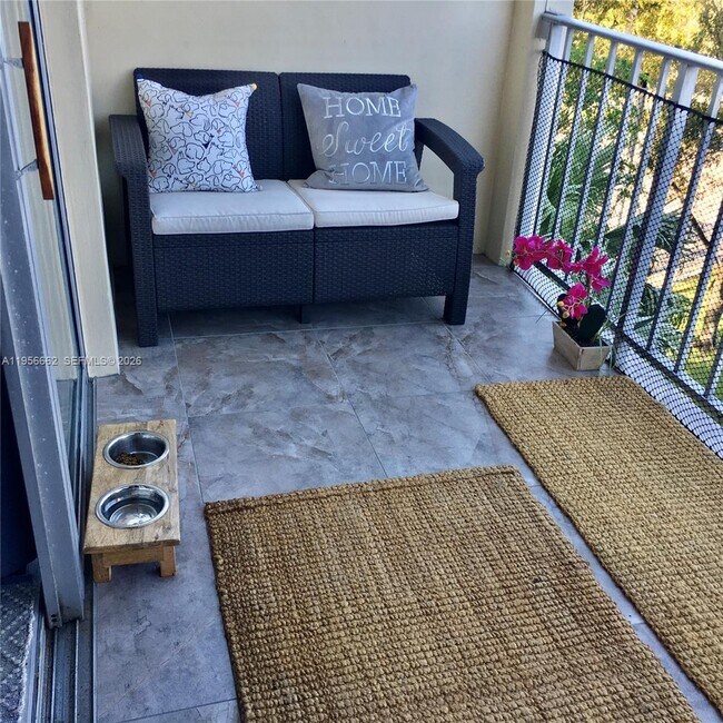 Building Photo - 11111 Biscayne Blvd