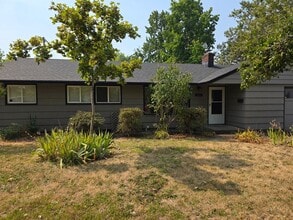 Building Photo - 1190w18