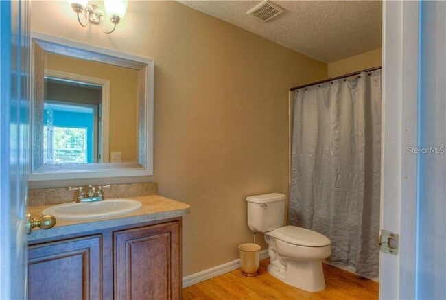 Building Photo - 512 Penny Royal Pl