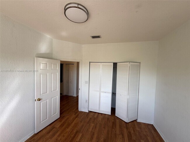 Building Photo - 5620 NW 114th Path