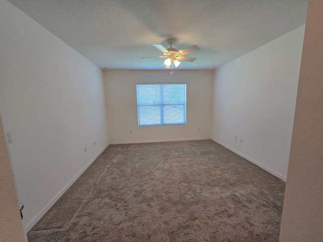 Building Photo - 121 Fishermans Cove Dr