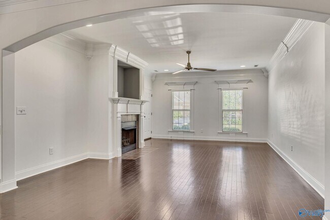 Building Photo - 412 White Petal St SW