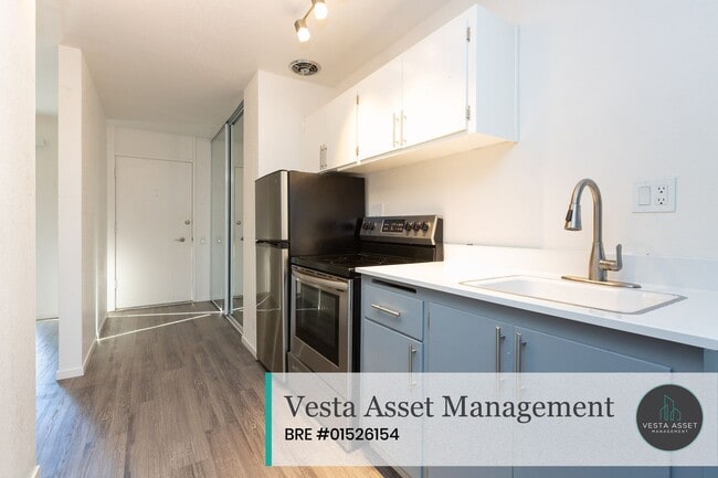 Building Photo - 225 Clifton St