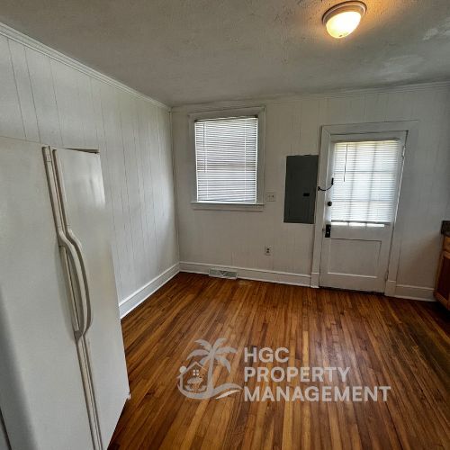 Building Photo - 707 Magnolia Dr