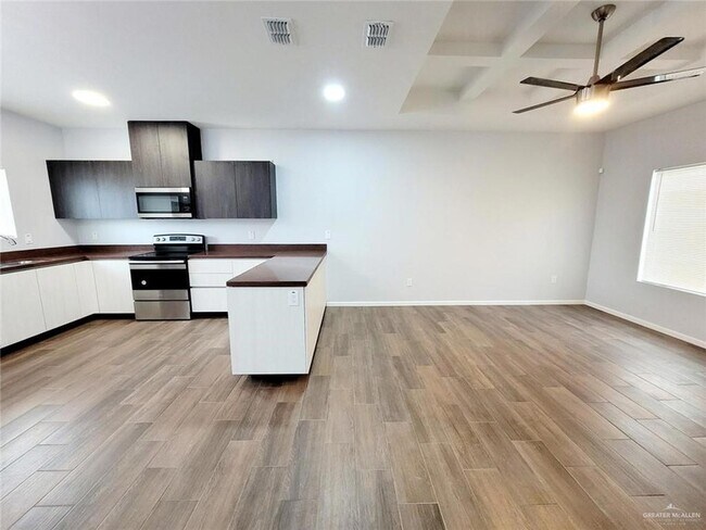 Building Photo - 3405 Frio Ave