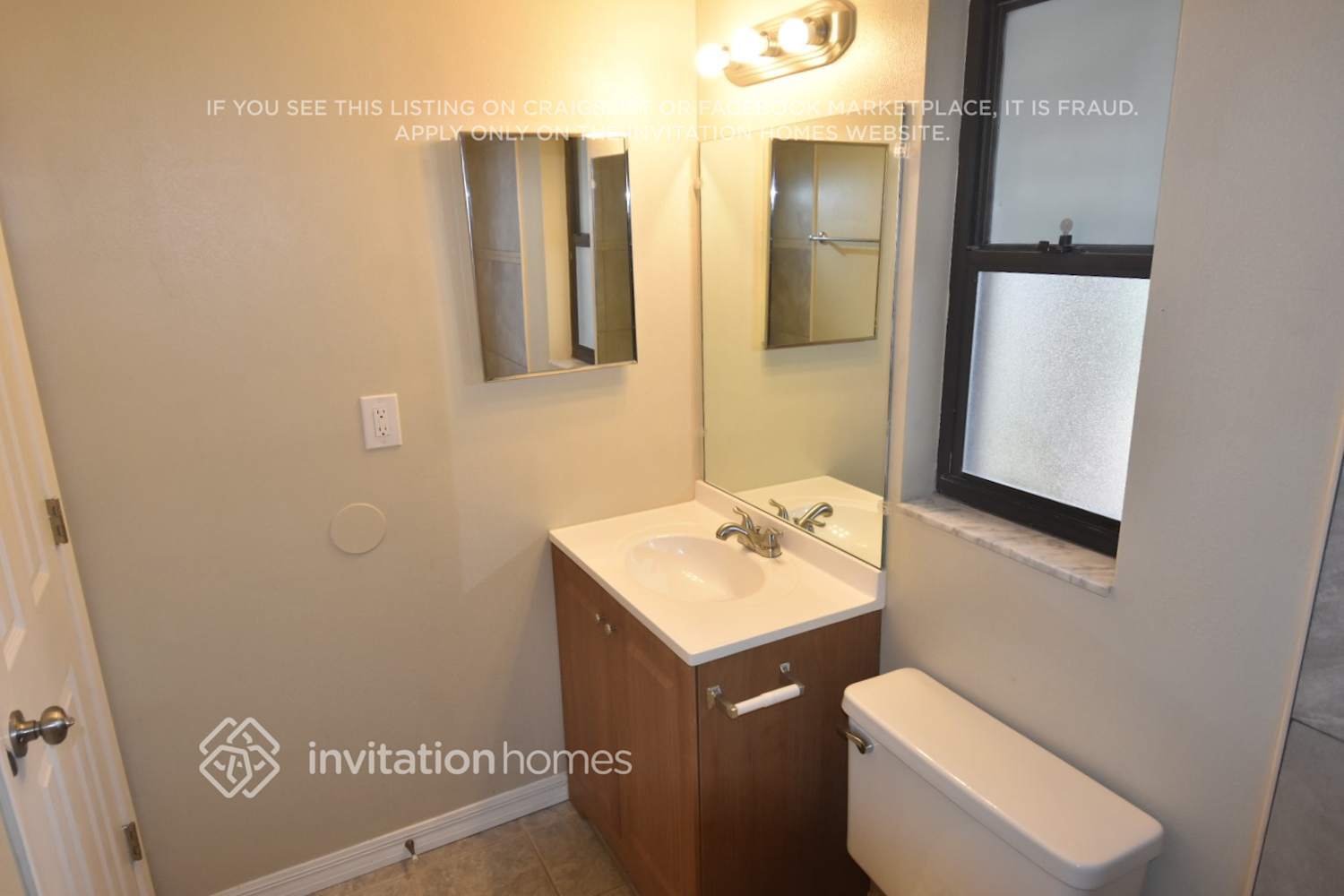 Building Photo - 3227 Lenwood Dr