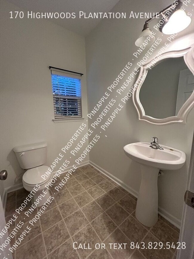 Building Photo - 170 Highwoods Plantation Ave