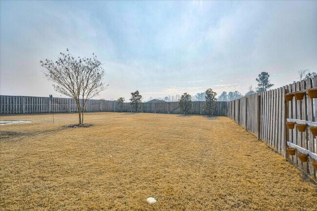 Building Photo - 4507 Raleigh Dr