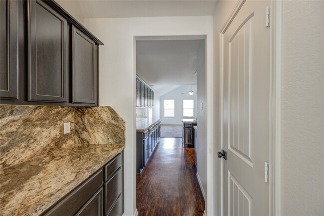 Building Photo - 2010 Louetta Stream Way