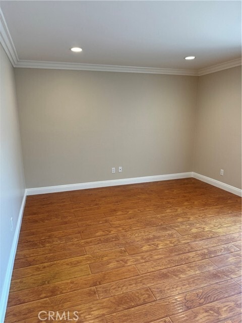 Building Photo - 16037 Sugarpine Ln