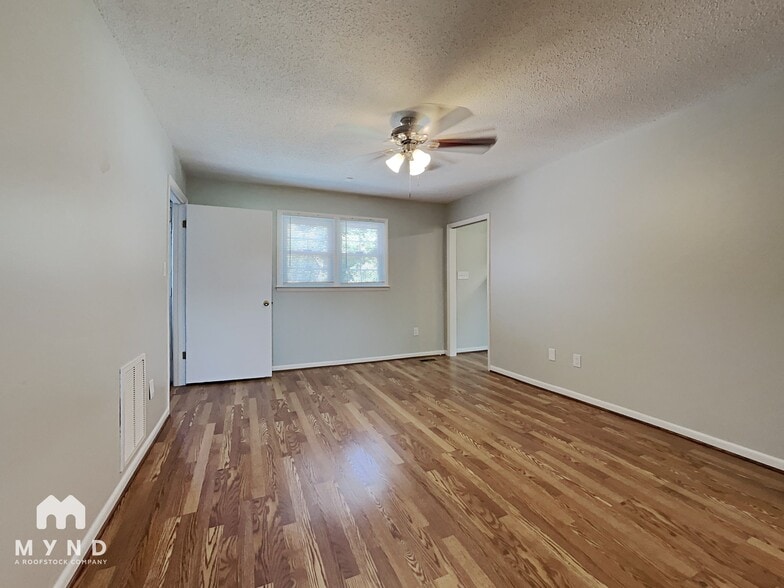 Building Photo - 207 Britt St