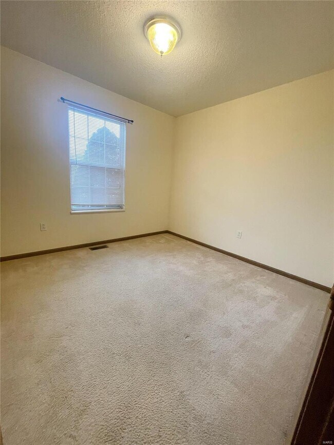 Building Photo - 1433 Bristlecone Dr