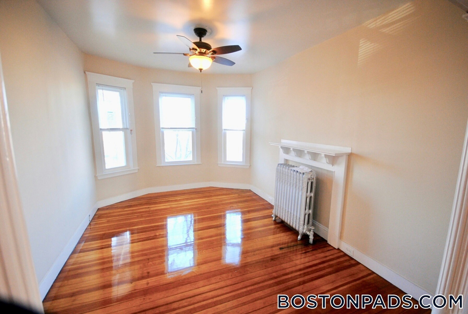 Building Photo - 94 E Cottage St