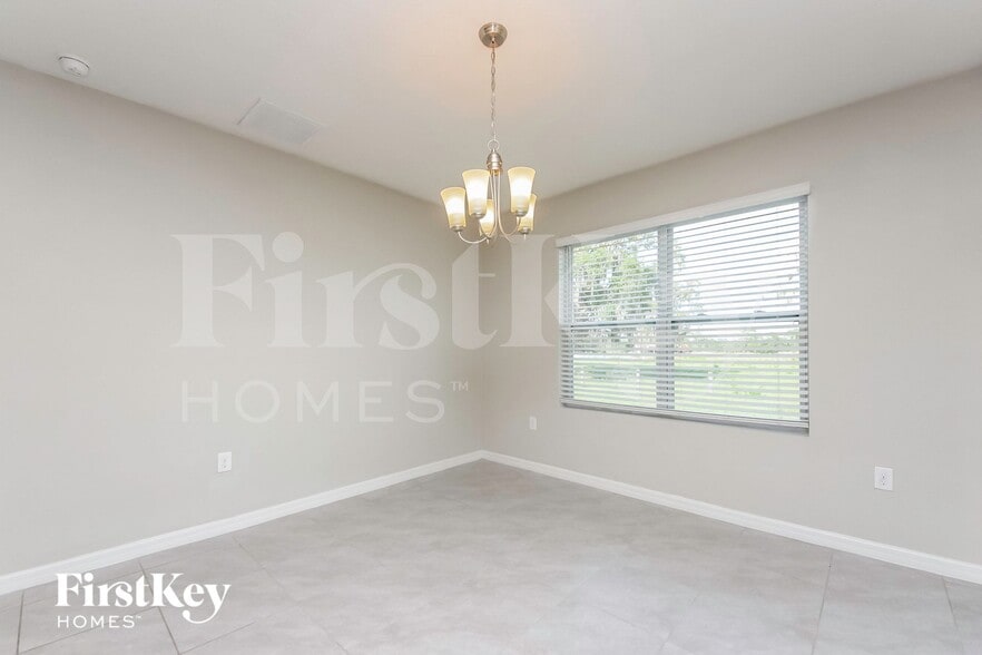 Building Photo - 1673 Bay Breeze Dr