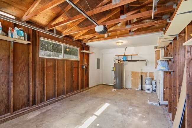 Building Photo - 4916 NE Alberta Ct