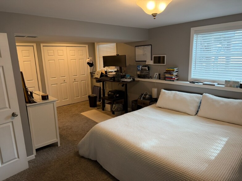 Building Photo - 1507 Andaman St